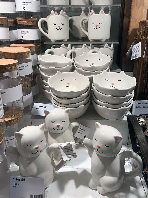 kawaii cat ceramics
