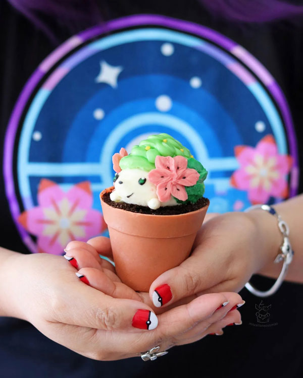 Shaymin Pokemon cake pots