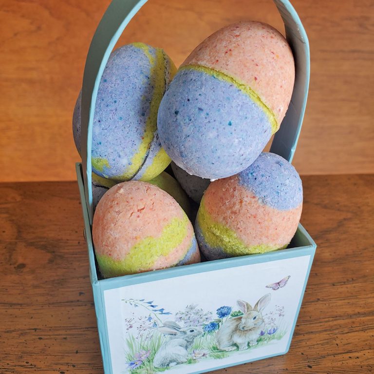 DIY Easter Egg Bath Bombs
