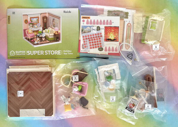 Rolife Super Creator Holiday Tea Time kit contents