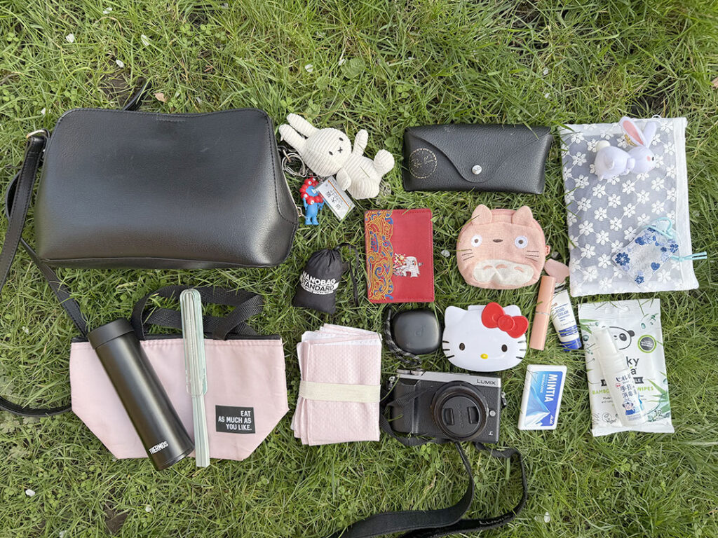 What’s in My Bag…for a Cherry Blossom Picnic