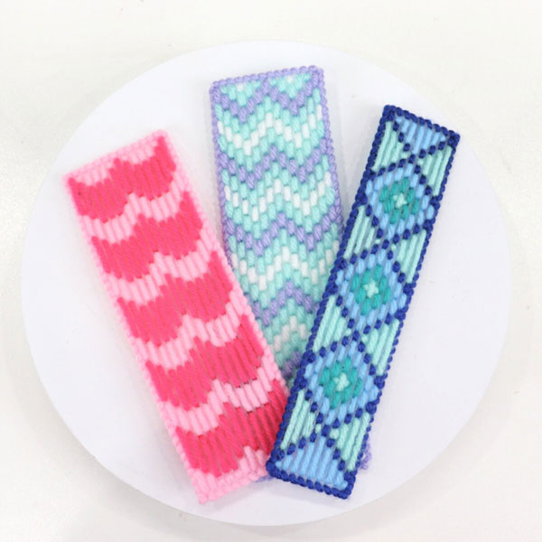 3 free patterns for Bargello Bookmarks