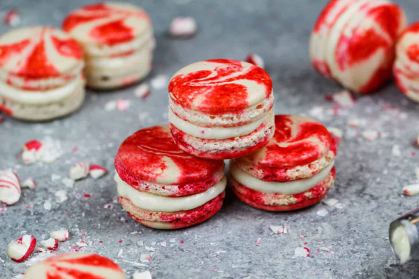 peppermint candy cane macarons recipe