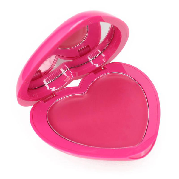 kawaii makeup - heart compact