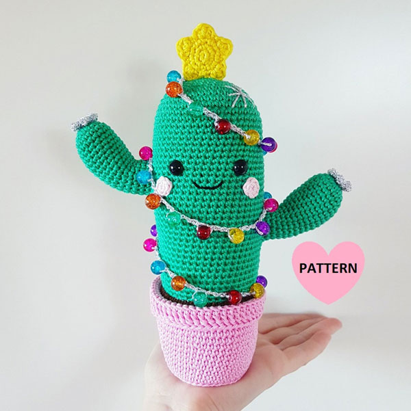 Kawaii Christmas amigurumi crochet patterns - cactus