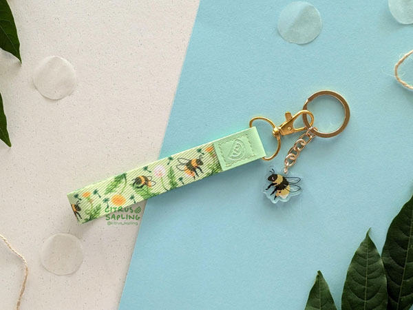 bumblebee lanyard keychain