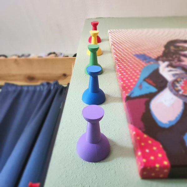 jumbo pushpin wall decor set