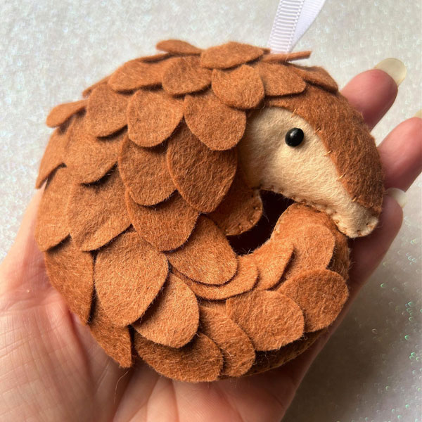 pangolin felt sewing pattern