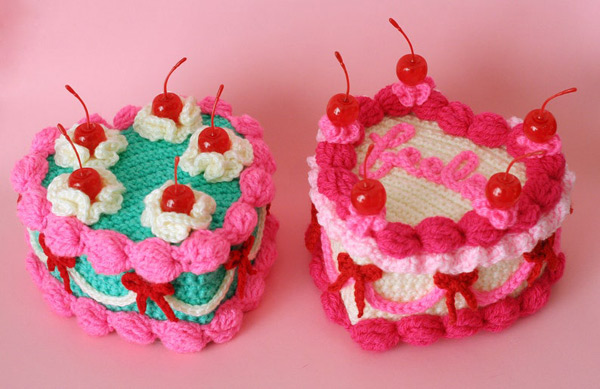 Valentine's Day Crafts - heart cake crochet patterns