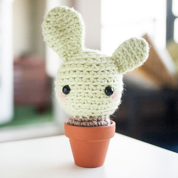 momomints crochet cactus bunny pattern