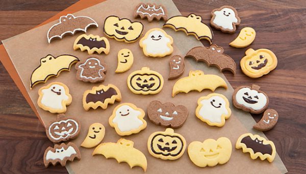 kawaii ghost halloween cookies