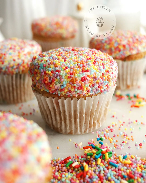 vegan rainbow dot cupcakes