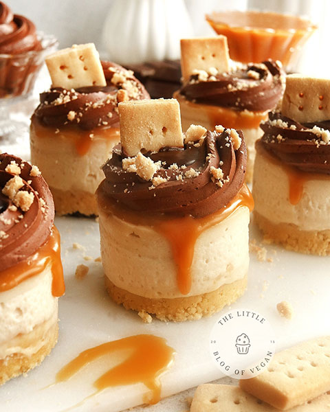 vegan Twix cheesecakes
