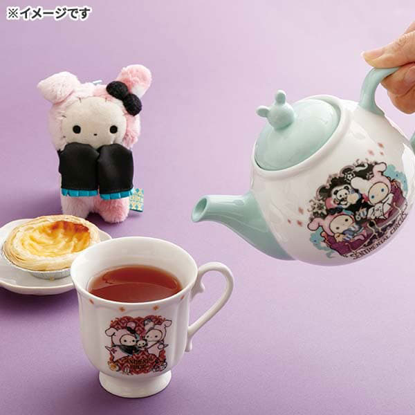 Sentimental Circus tea set